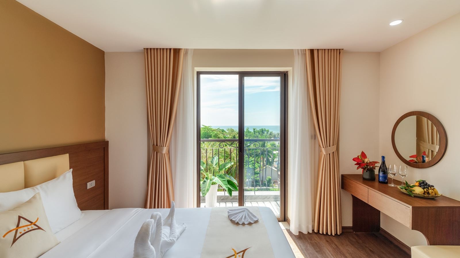 rooms-aura-delight-with-sea-view