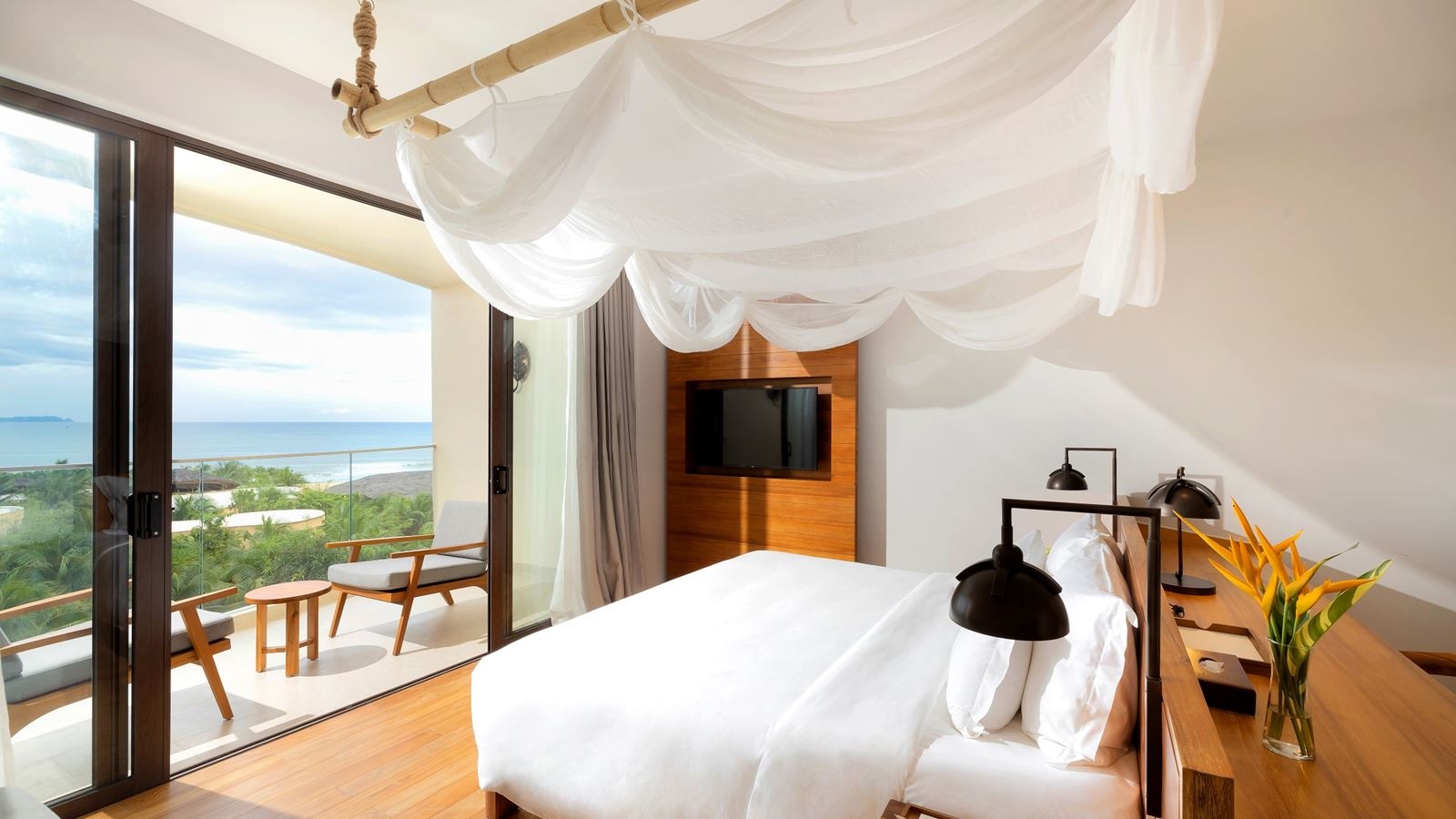 rooms-suite-1-bedroom-seaview