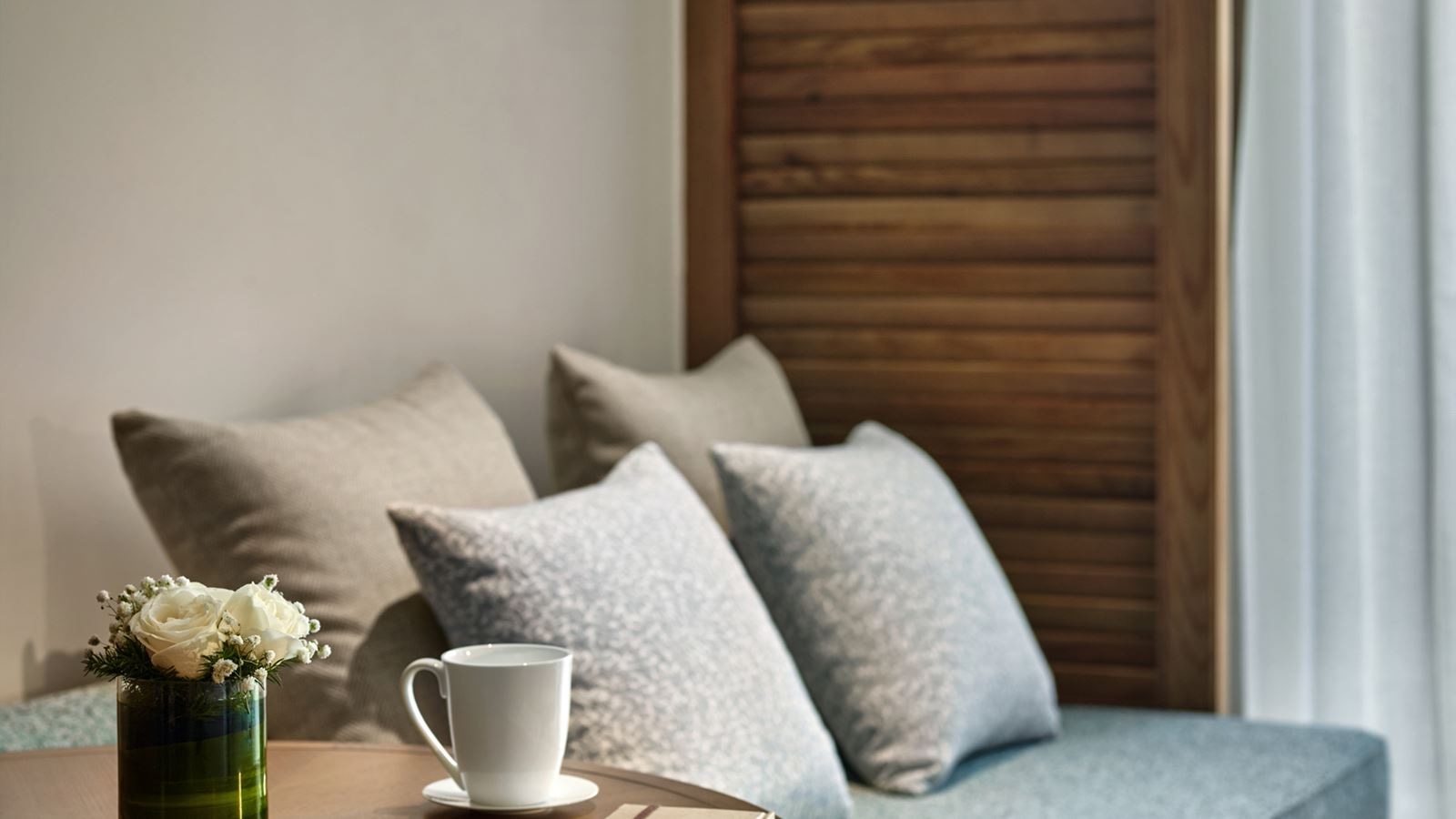 rooms-classic-with-garden-view