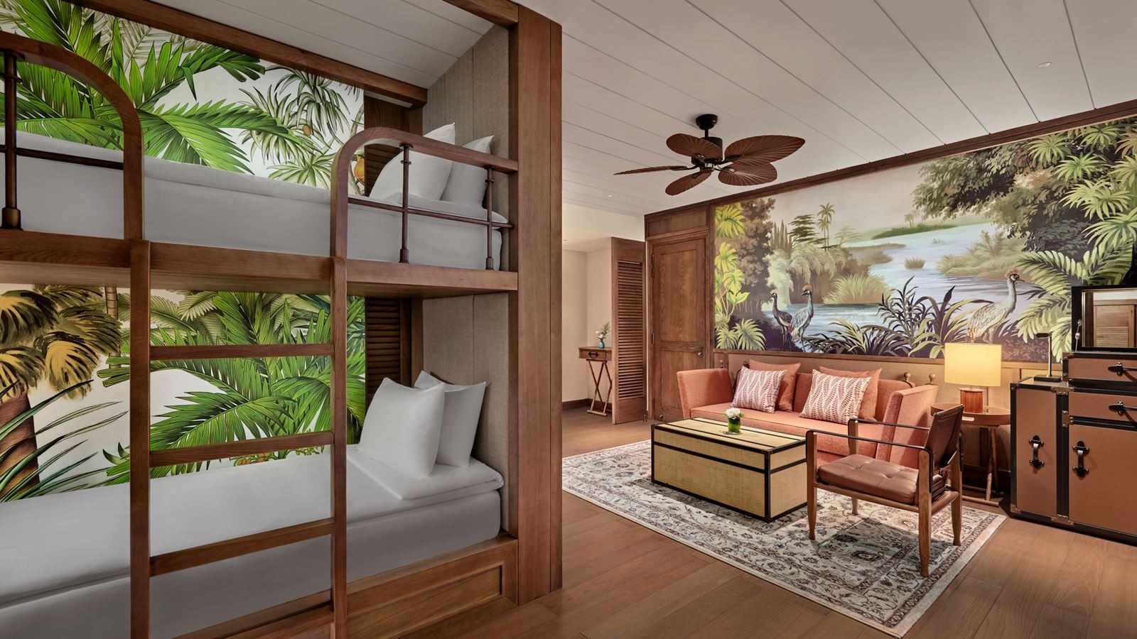 rooms-executive-family-suite-seaview-with-bunk-beds