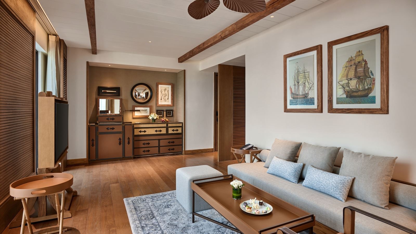 rooms-admiral-suite-with-oceanfront-child-without-extra-bed