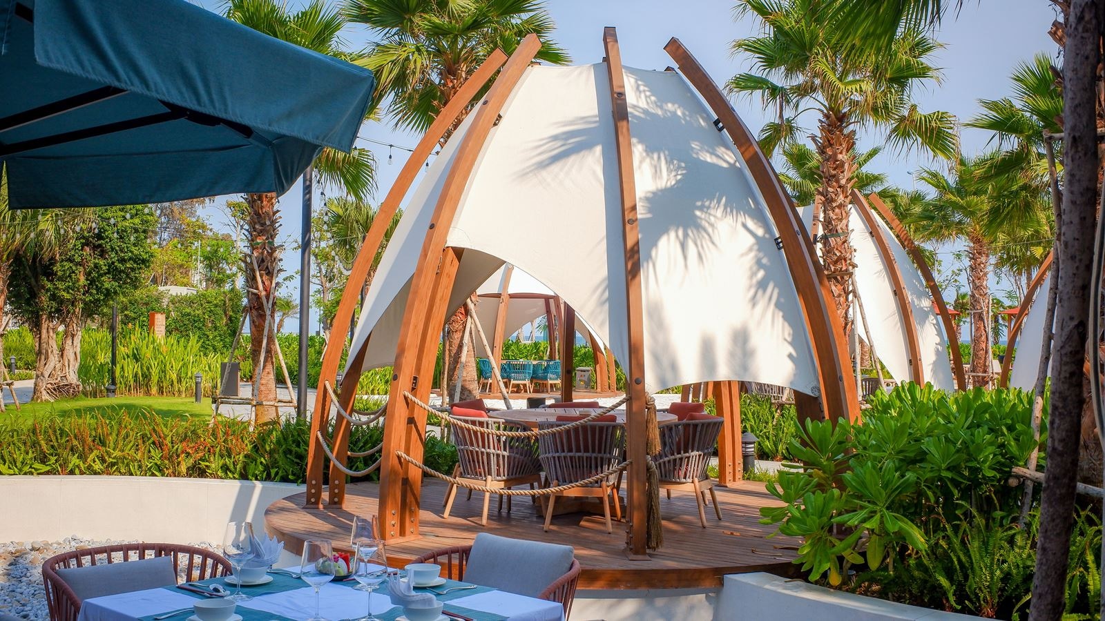 restaurants-black-pearl-restaurant--bar