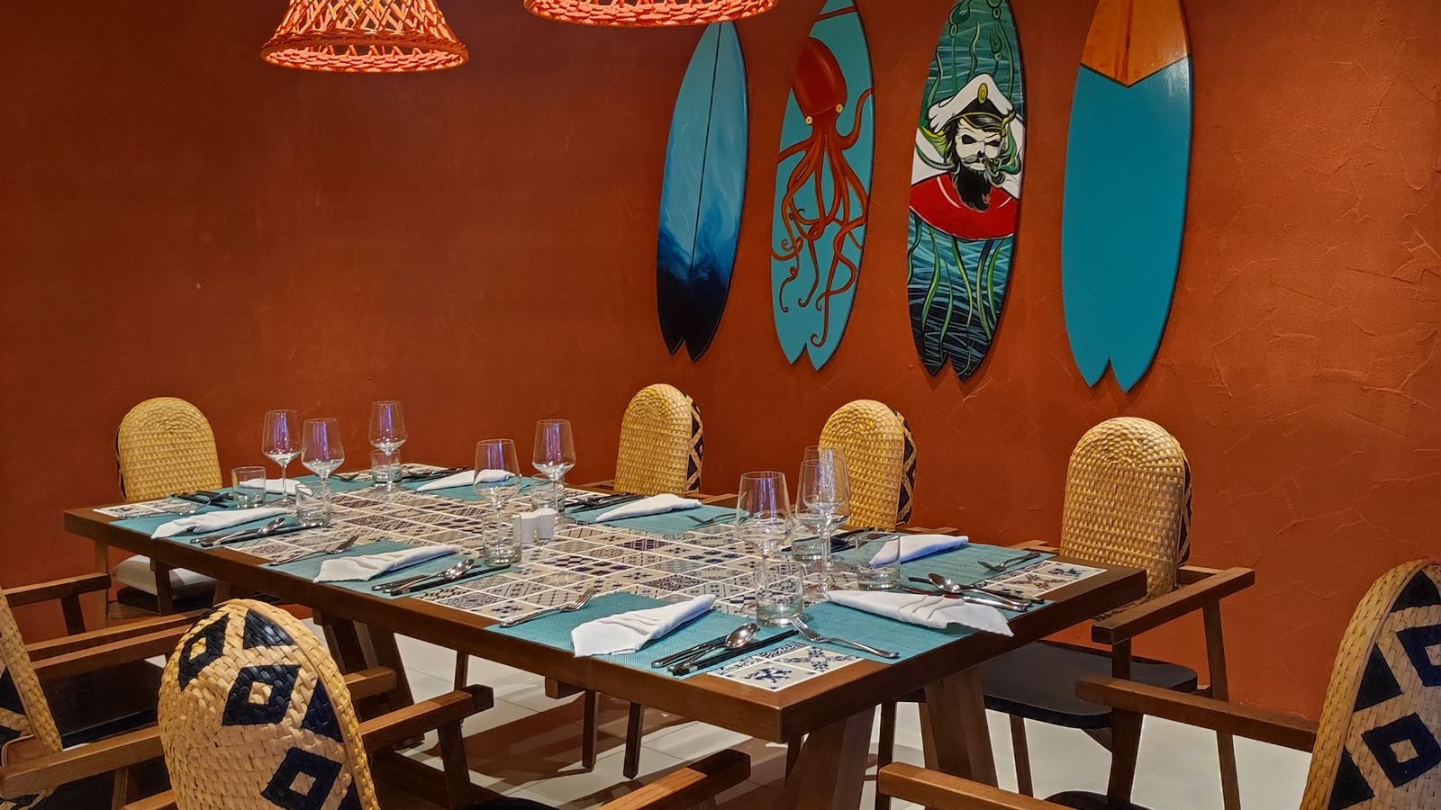 restaurants-black-pearl-restaurant--bar