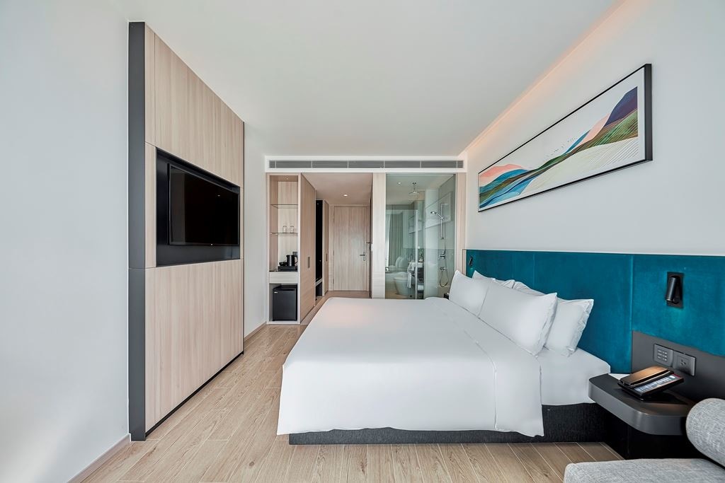 rooms-senior-sea-view-with-balcony-child-without-extra-bed