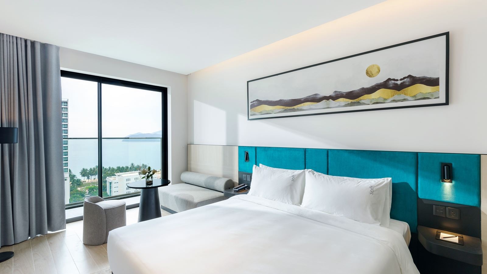 rooms-family-sea-view-with-balcony