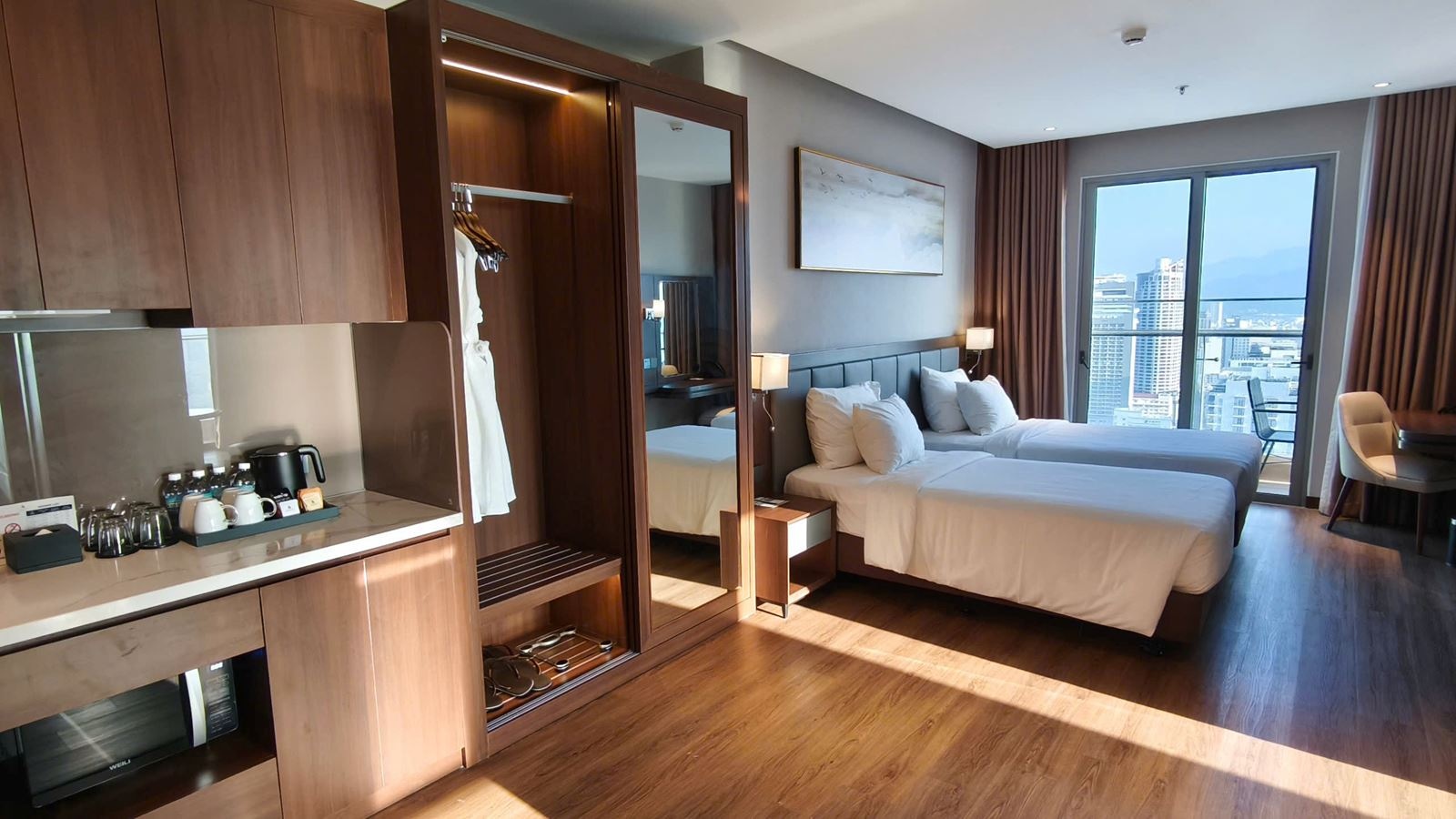 rooms-family-club-suite-sea-view