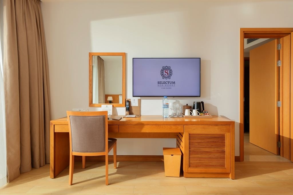 rooms-premier-deluxe-with-balcony-child-without-extra-bed