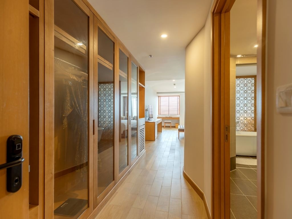 rooms-grand-ocean-view