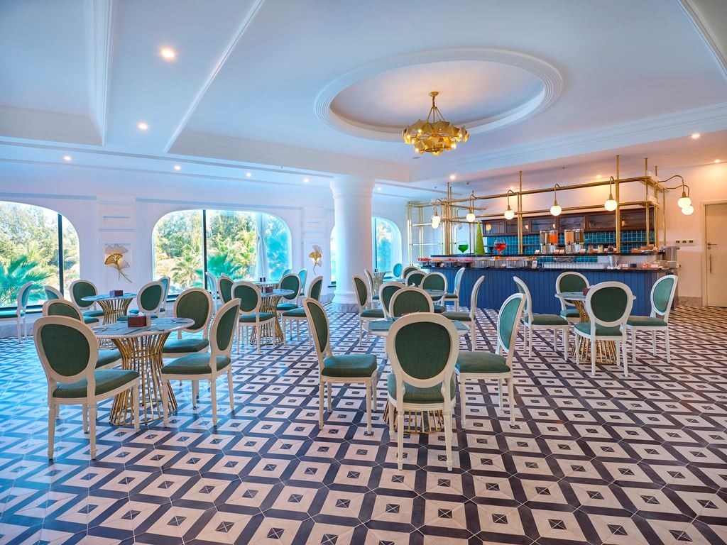 restaurants-mazzini-italian-restaurant--for-guests-in-building