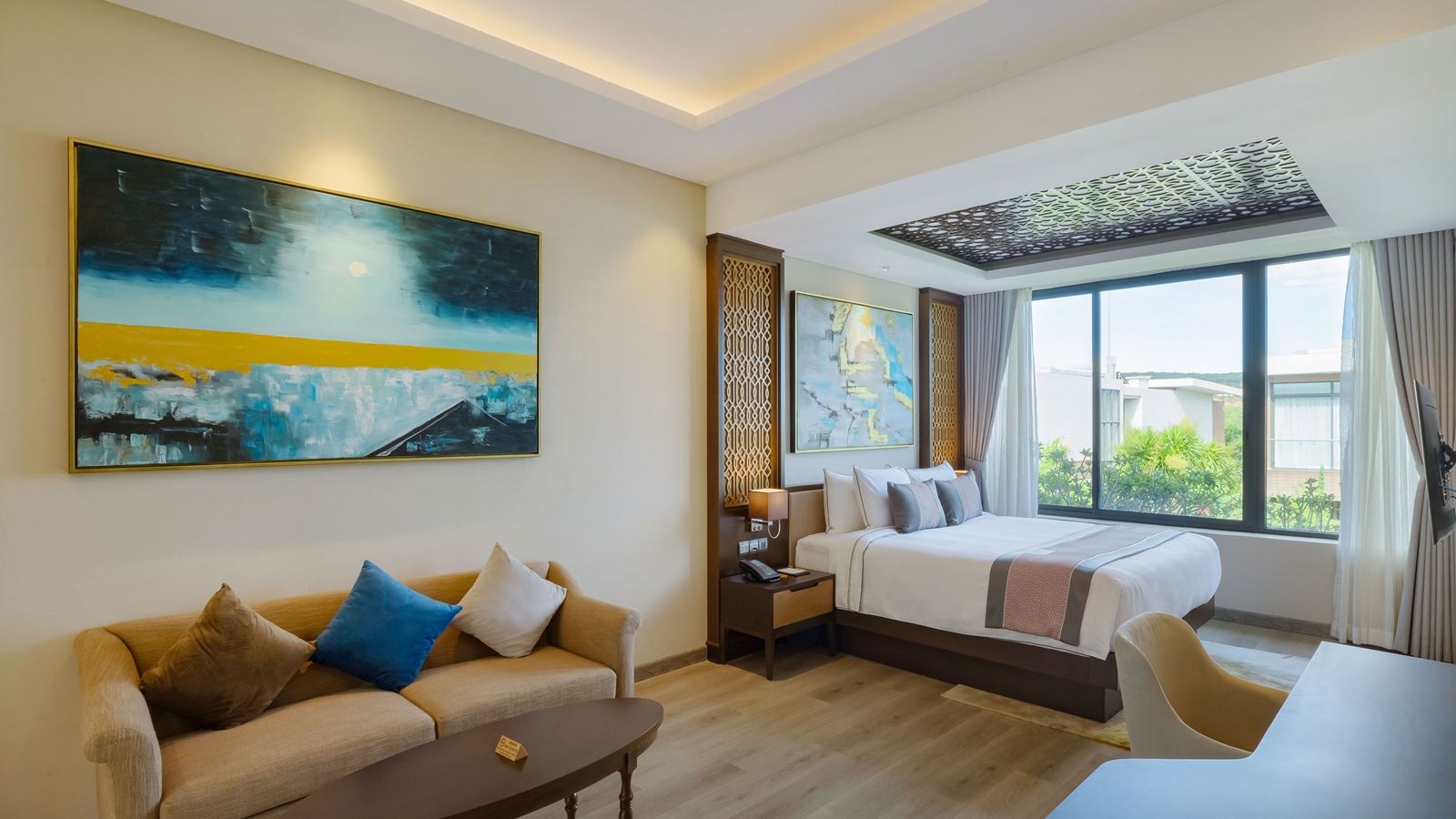 rooms-deluxe-with-corridor-child-without-extra-bed