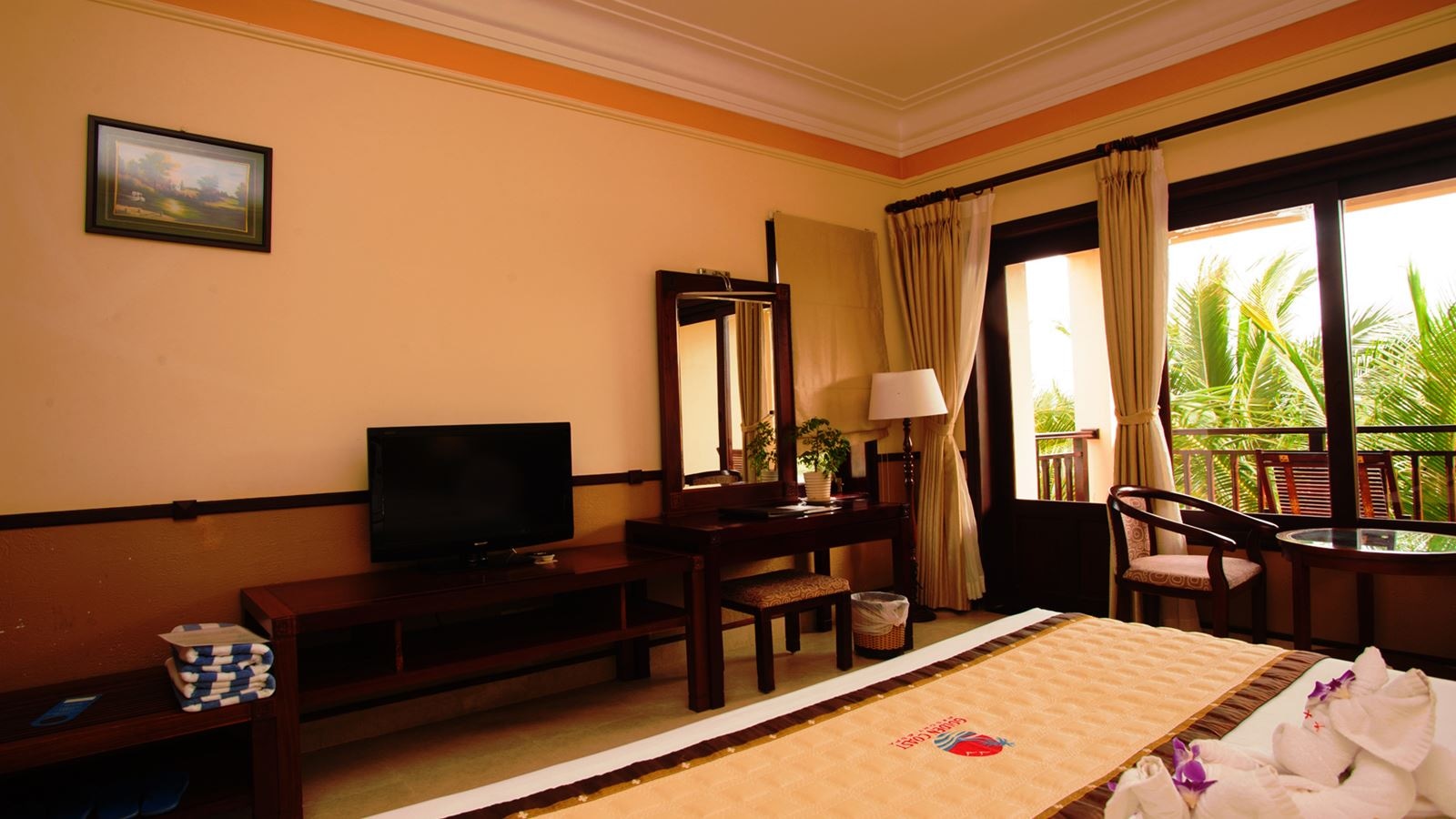 rooms-room-superior-gardenview-balcony-child-without-extra-bed