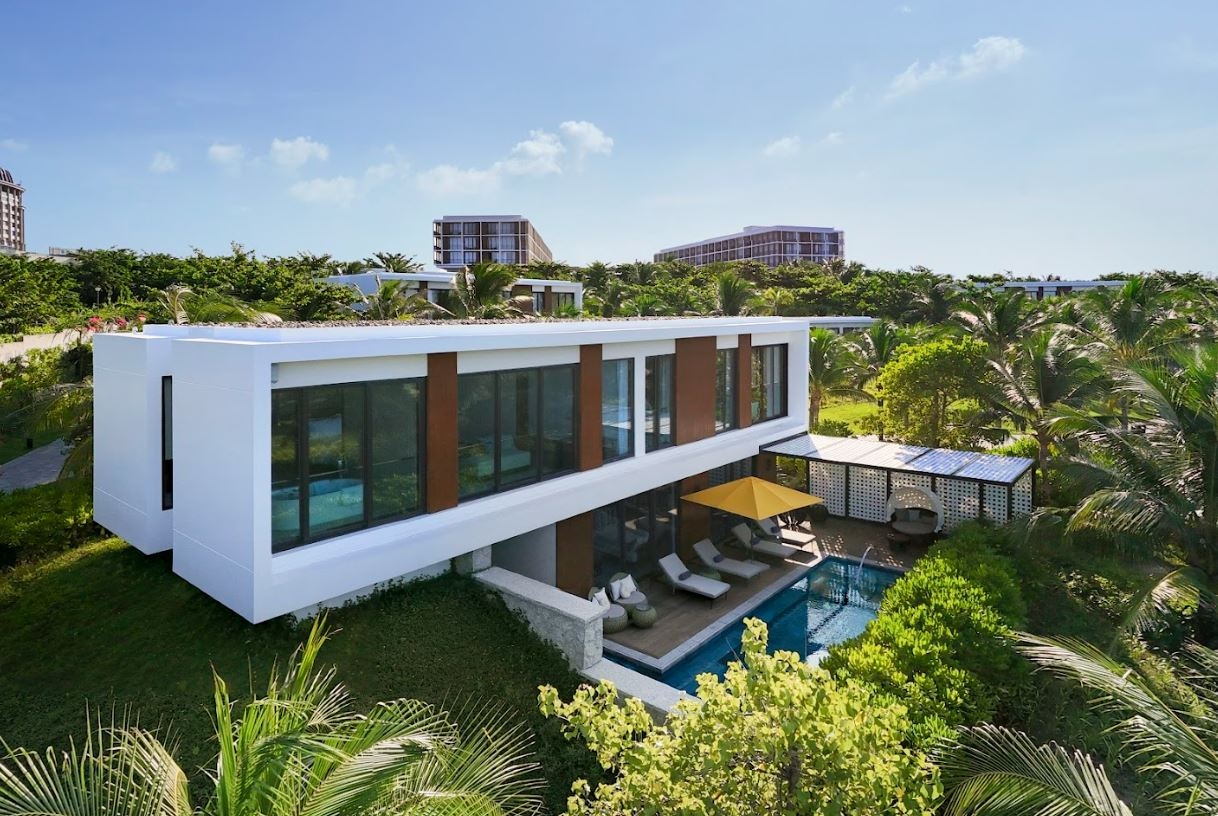 rooms-3-bedrooms-sea-view-with-private-pool