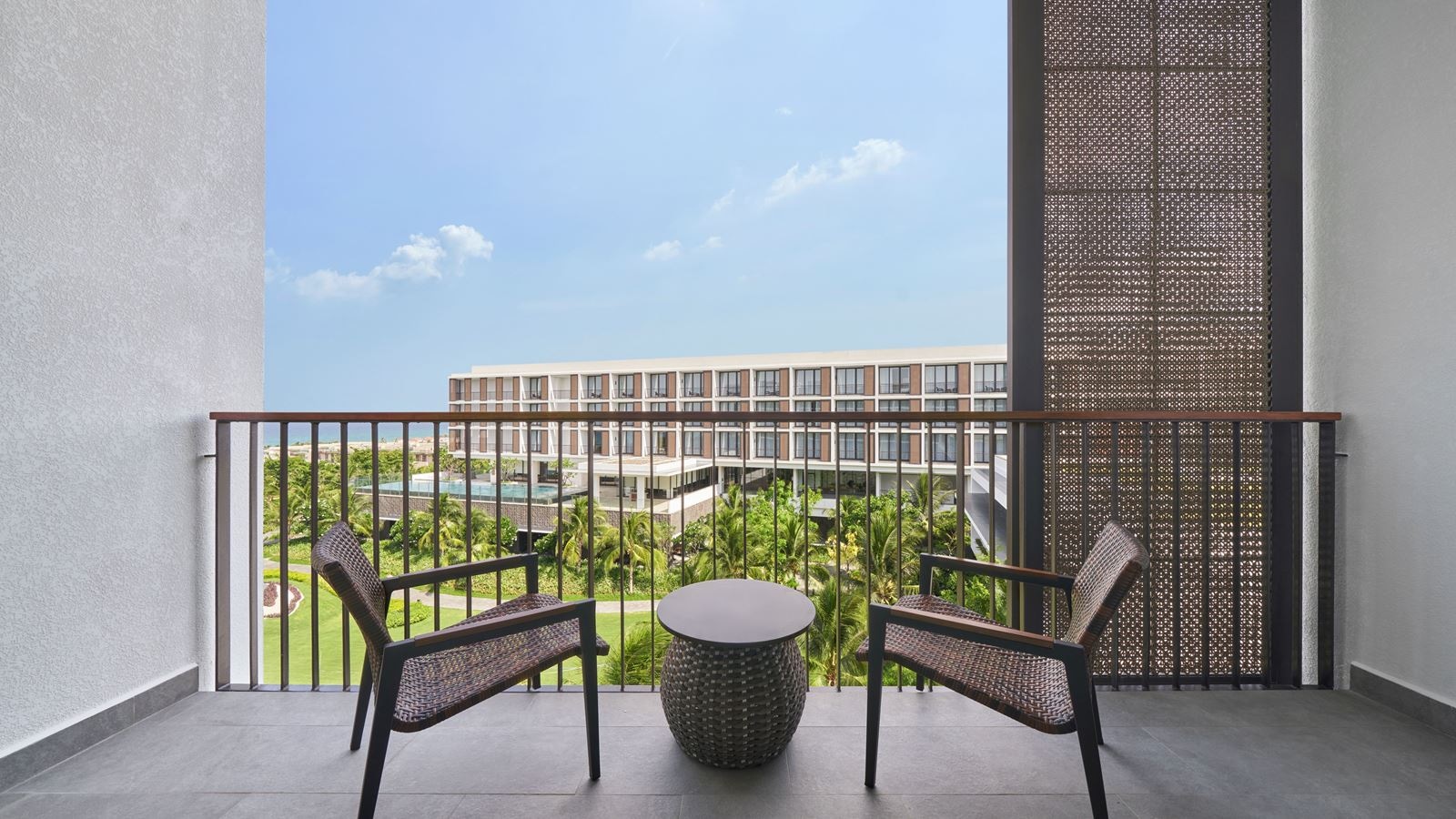 rooms-deluxe-gardenview