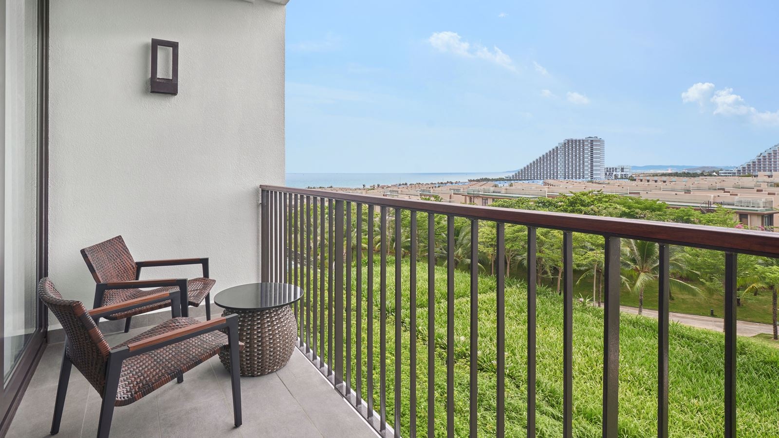 rooms-deluxe-gardenview-child-without-extra-bed