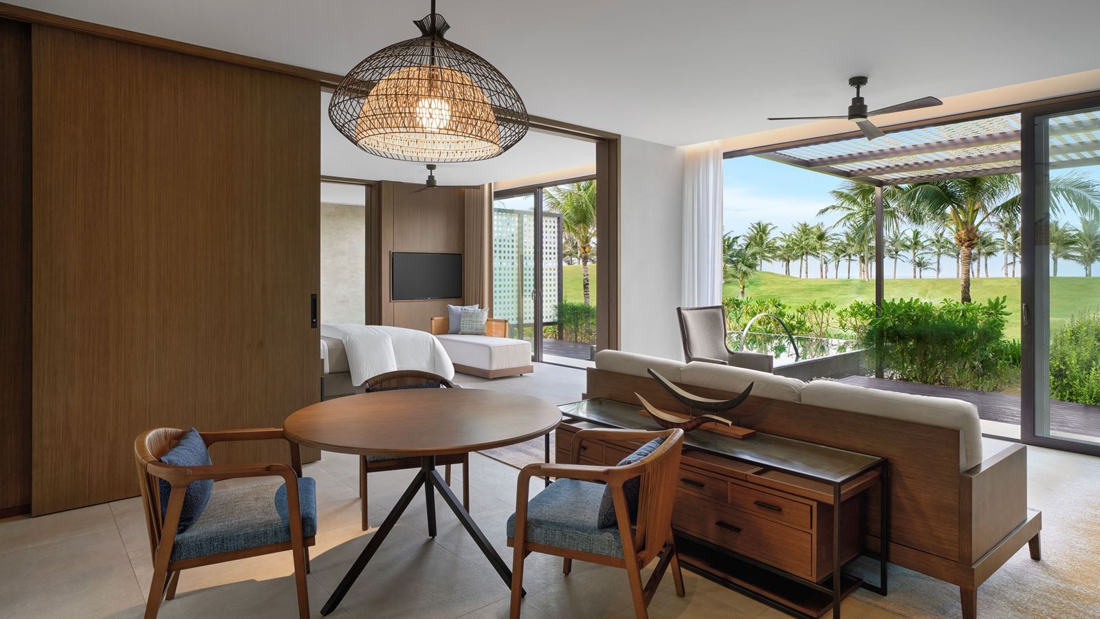 rooms-1-bedroom-villa-with-plunge-pool-child-without-extra-bed