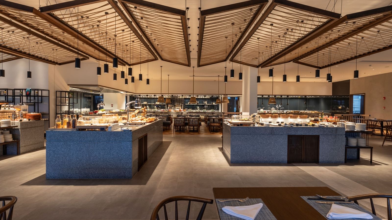 restaurants-restaurants