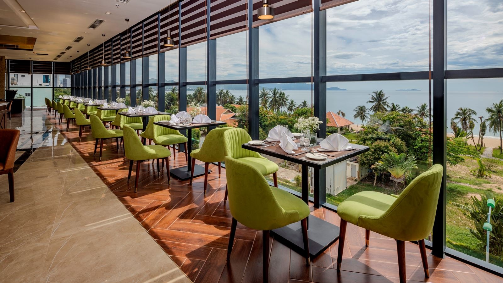 restaurants-marvellous-restaurant