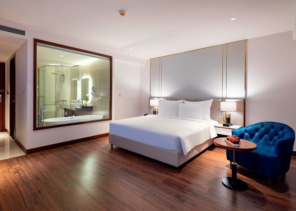 rooms-junior-suite-seaview-with-balcony-child-without-extra-bed