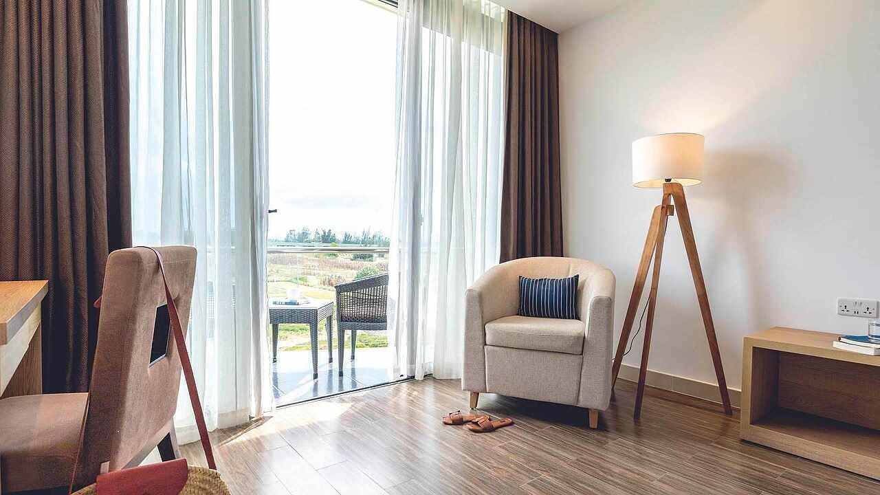 rooms-deluxe-room-garden-view