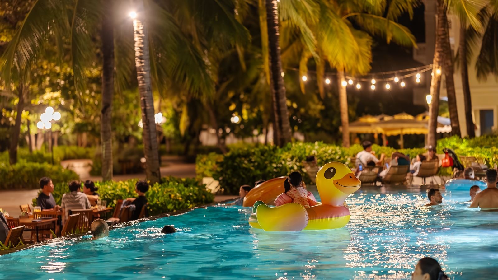 restaurants-restaurant