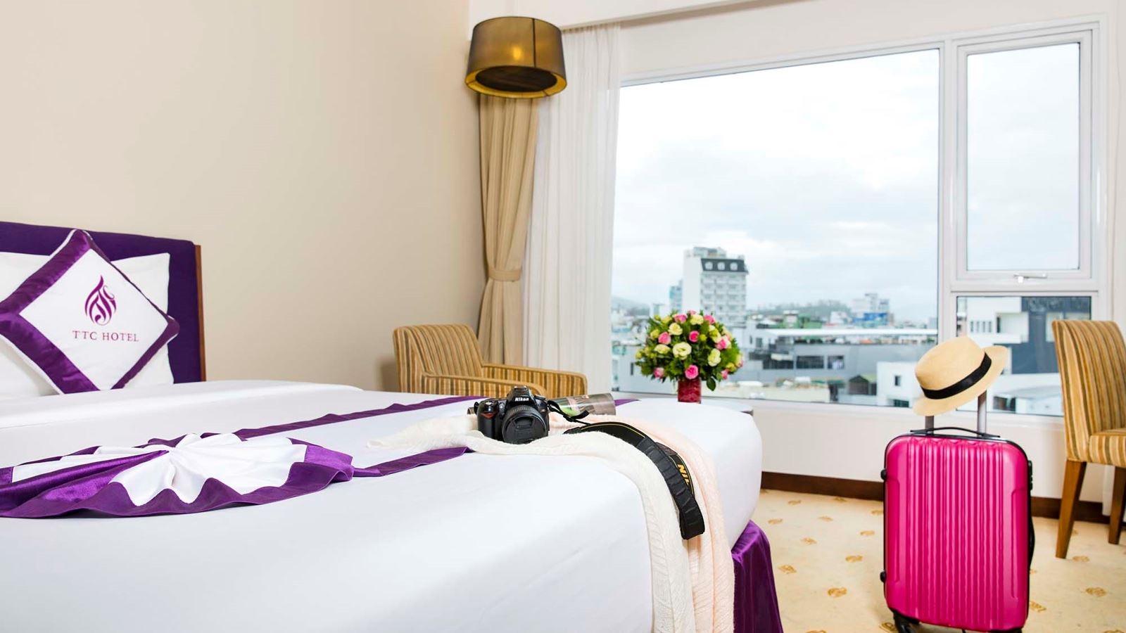 rooms-superior-city-view