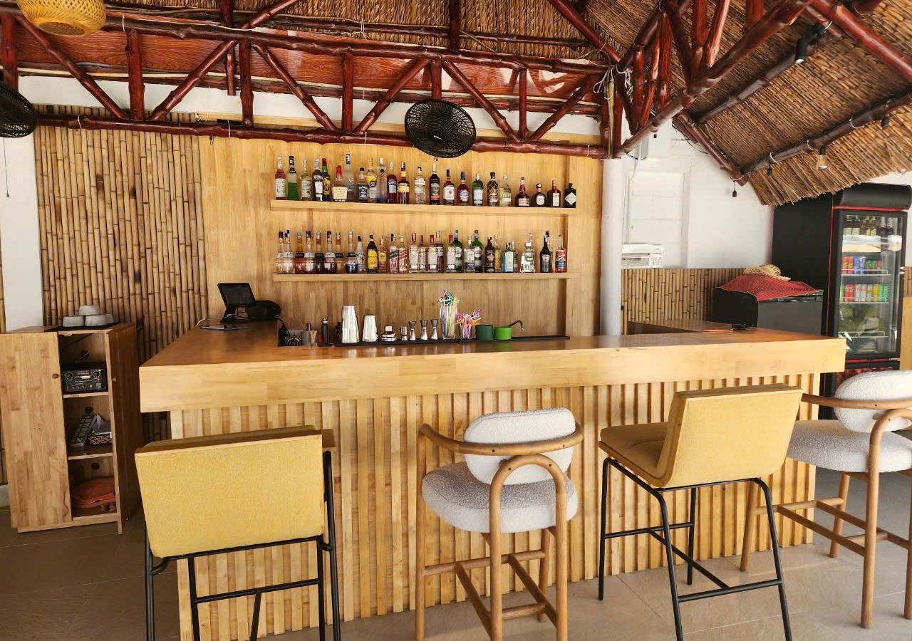 restaurants-bar-restaurant