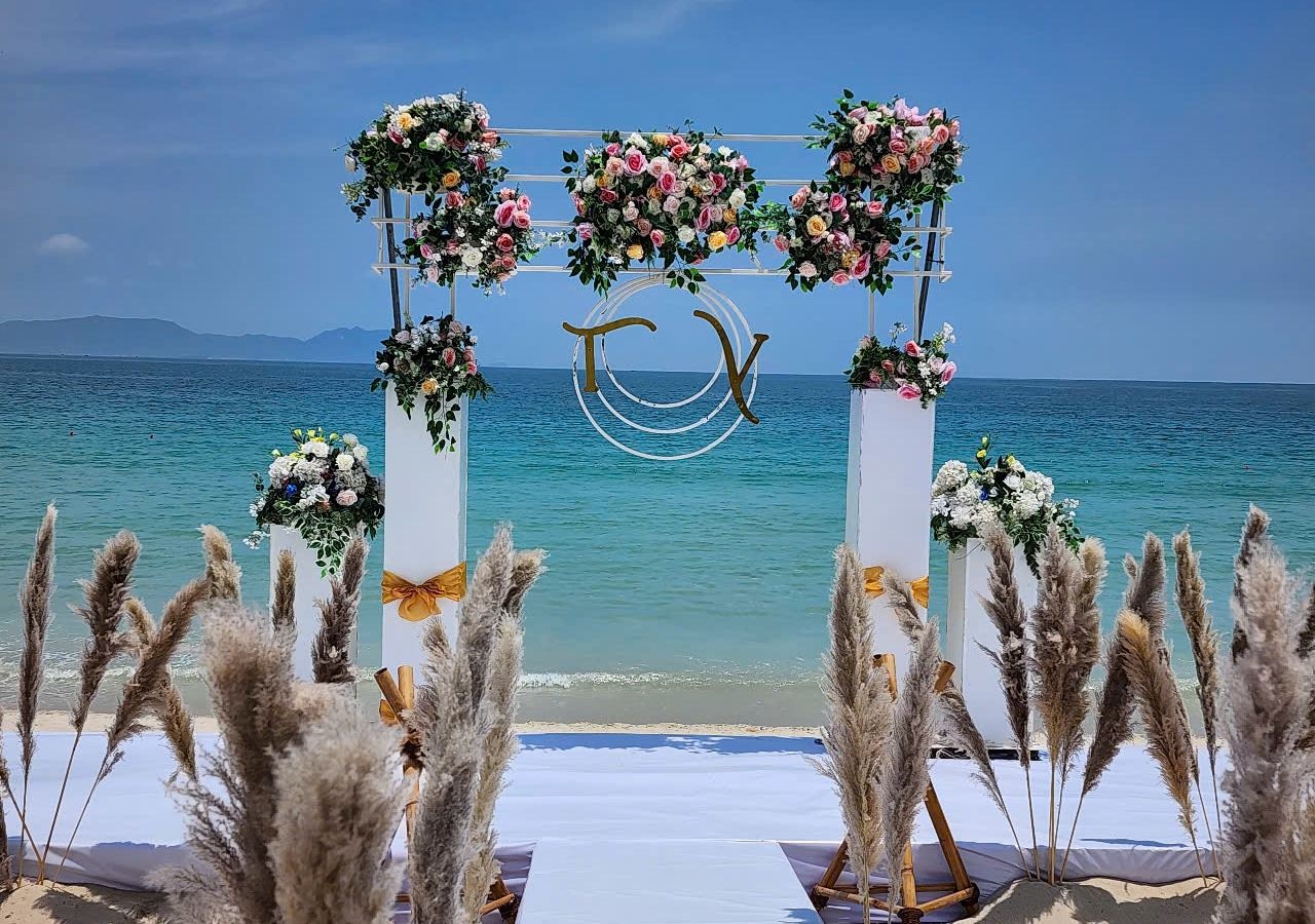 restaurants-restaurant