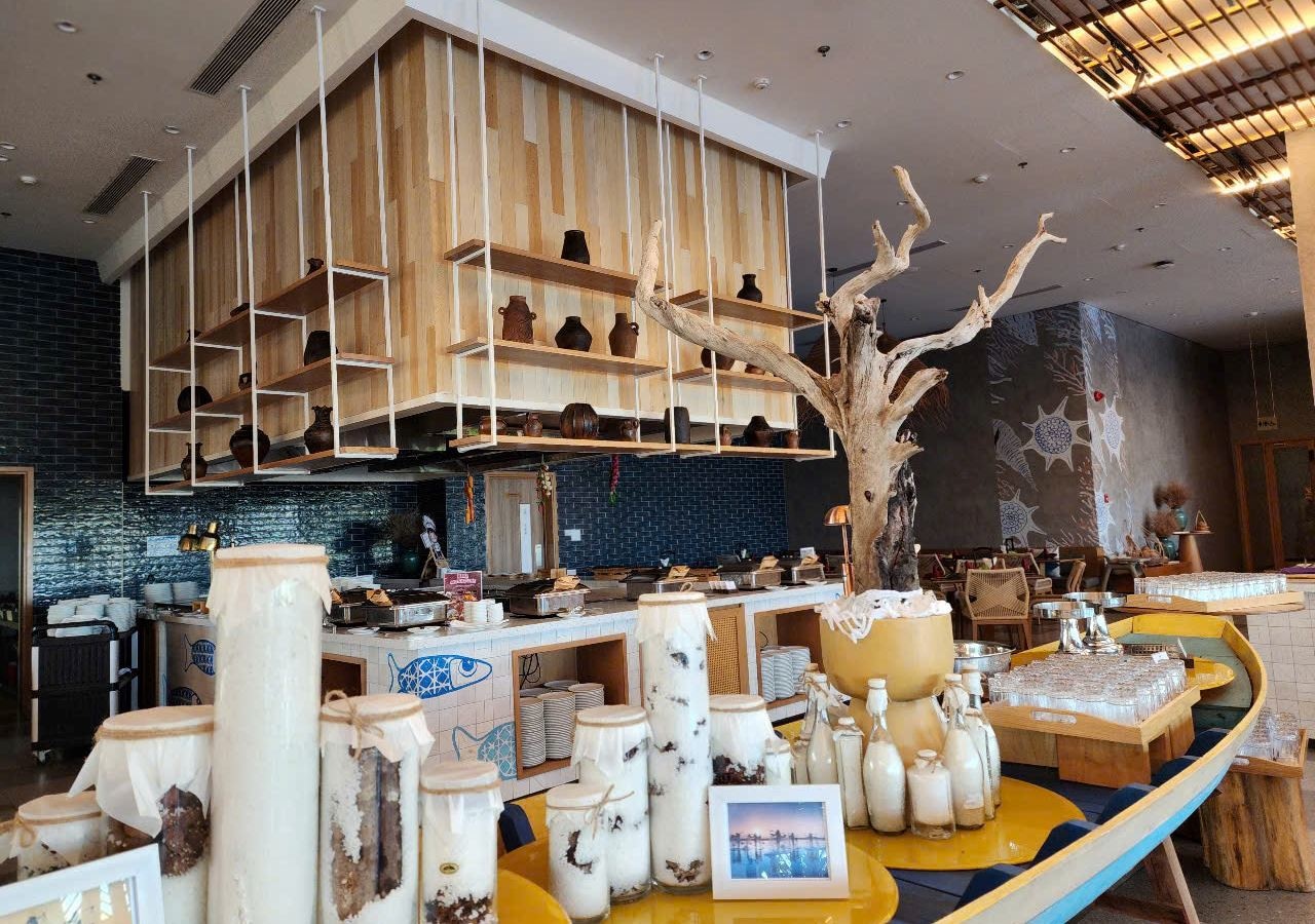 restaurants-restaurant