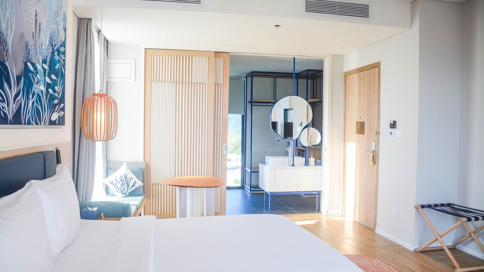 rooms-premier-garden-view