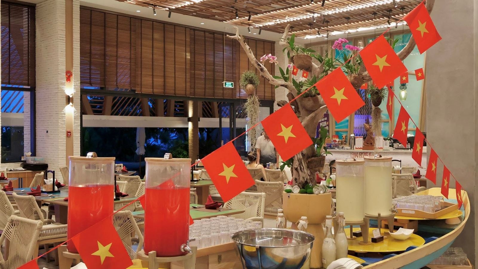 restaurants-restaurant