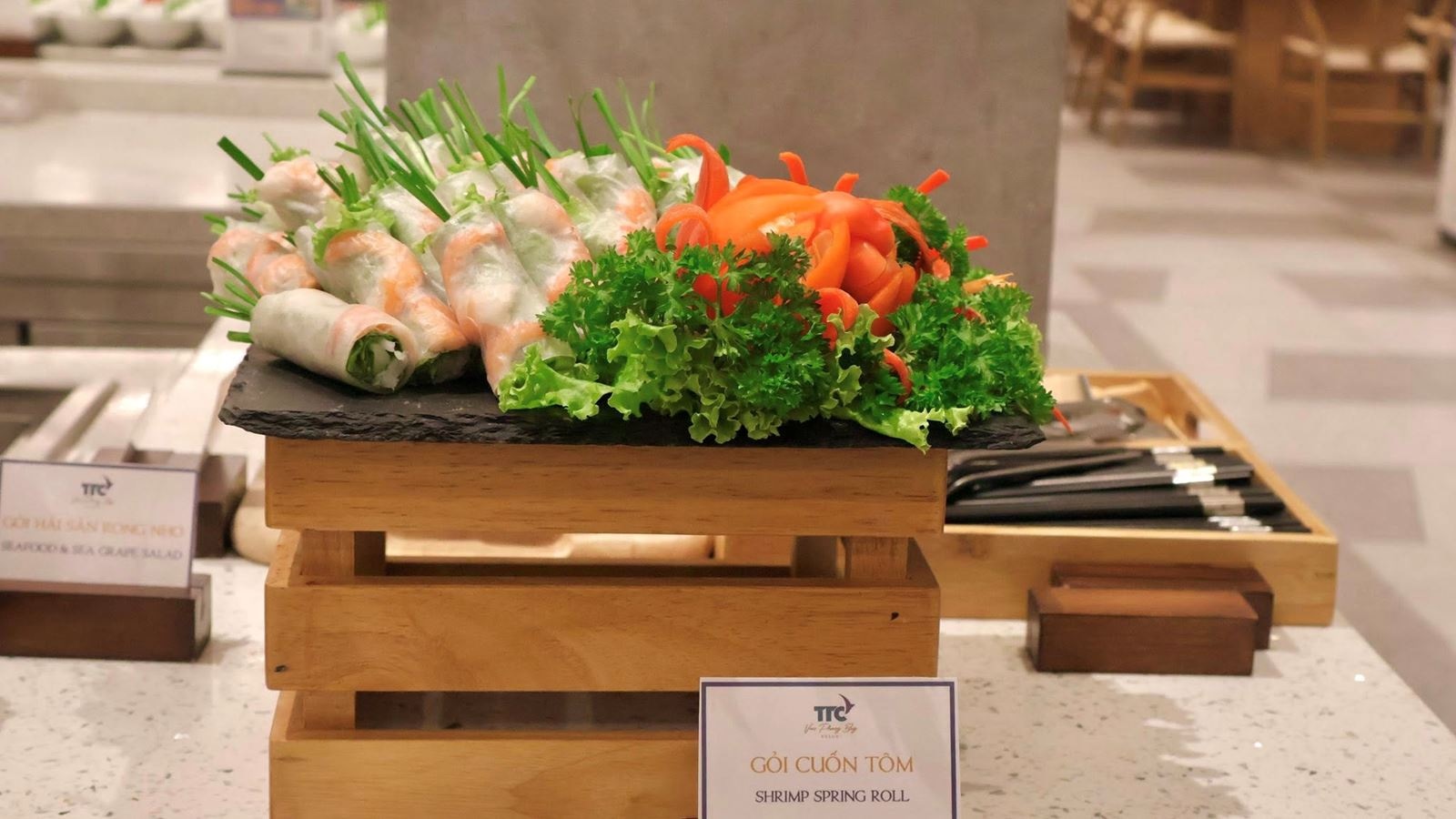 restaurants-restaurant