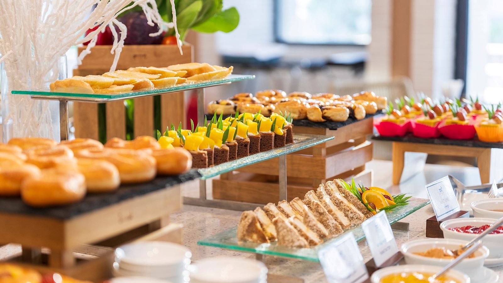 restaurants-restaurant