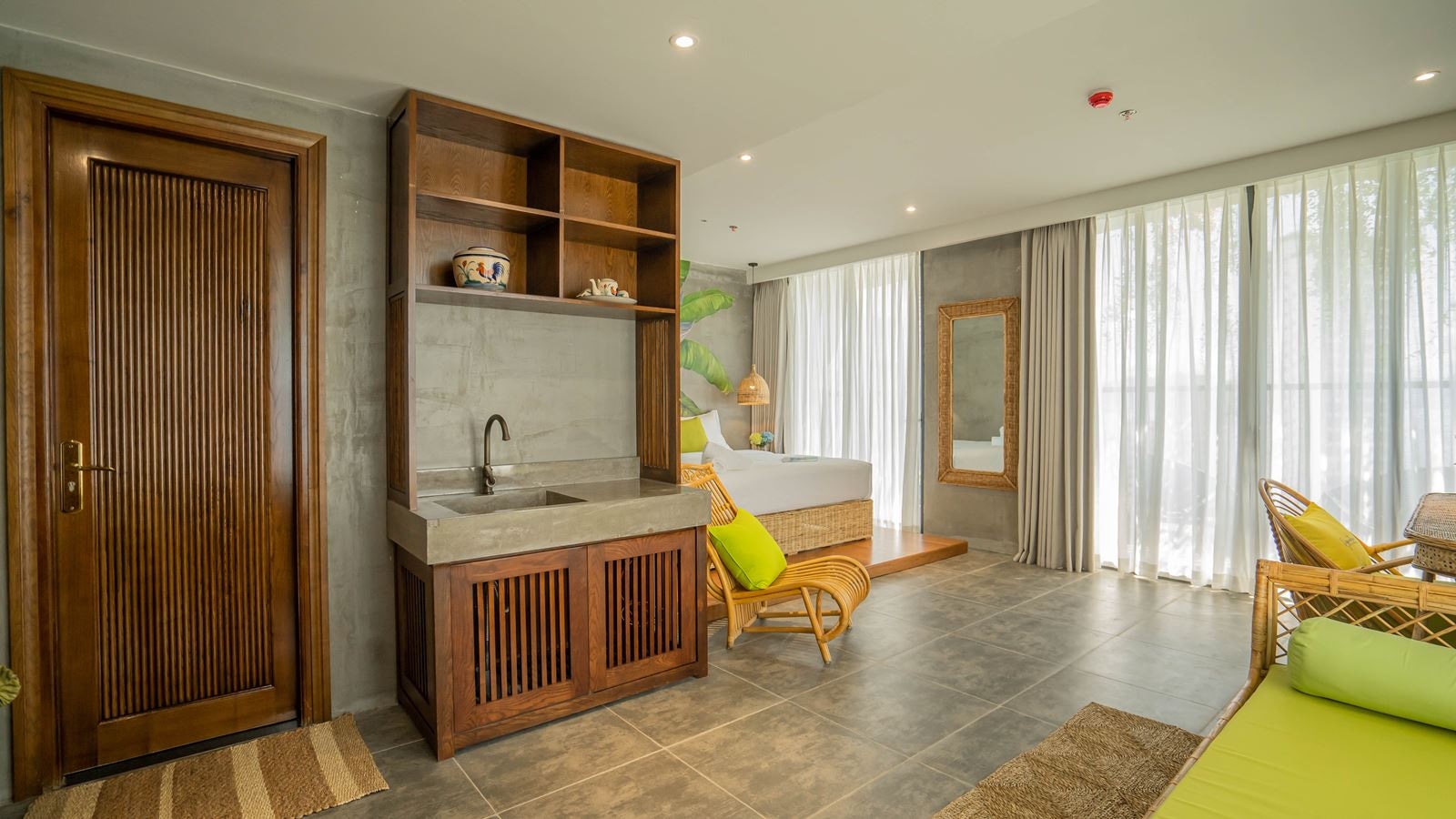 rooms-signature-bliss-seaview-with-balcony-child-without-extra-bed