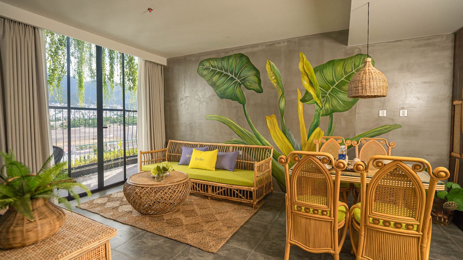 rooms-banana-sunset-with-balcony