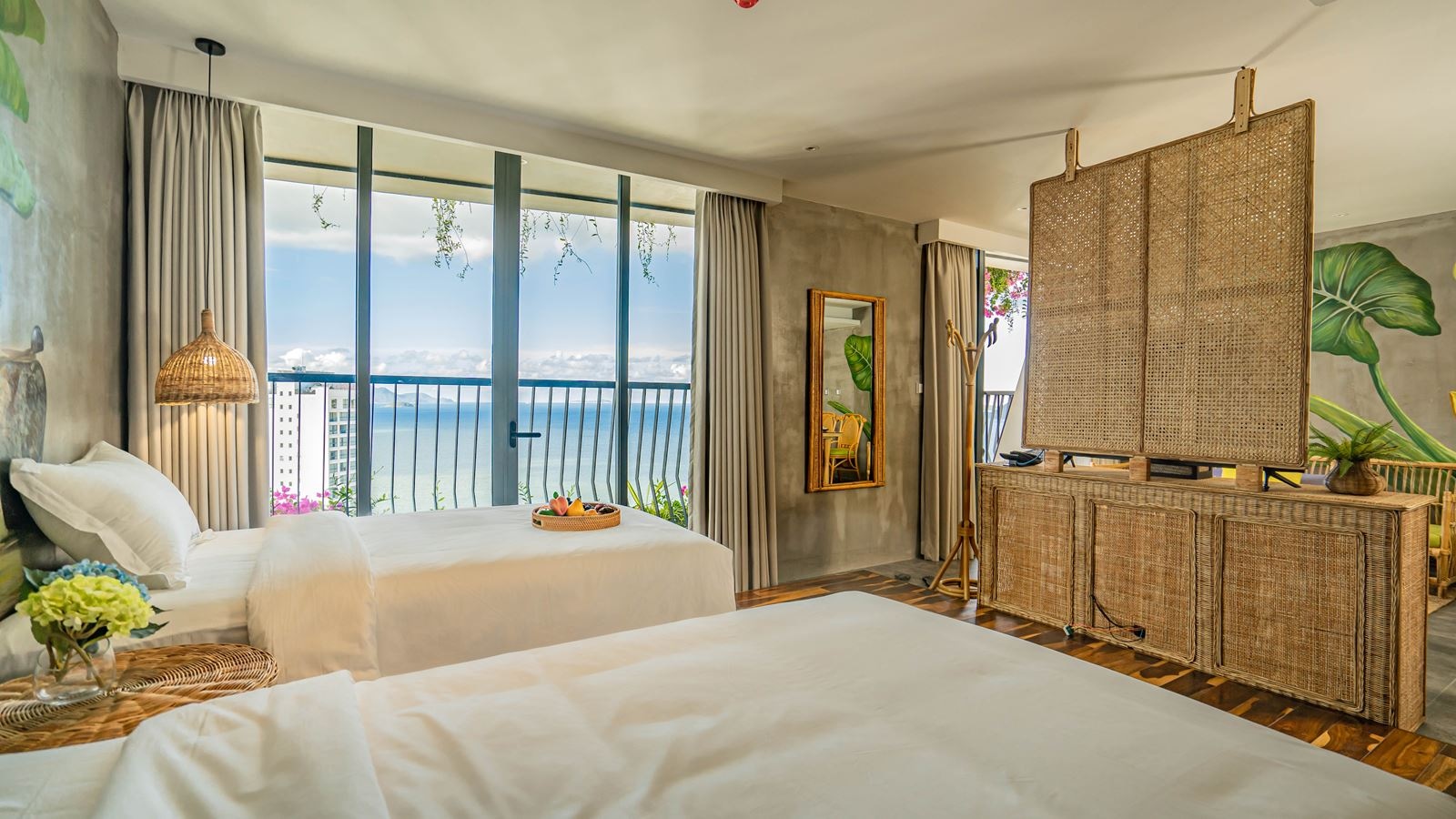 rooms-banana-oasis-with-balcony