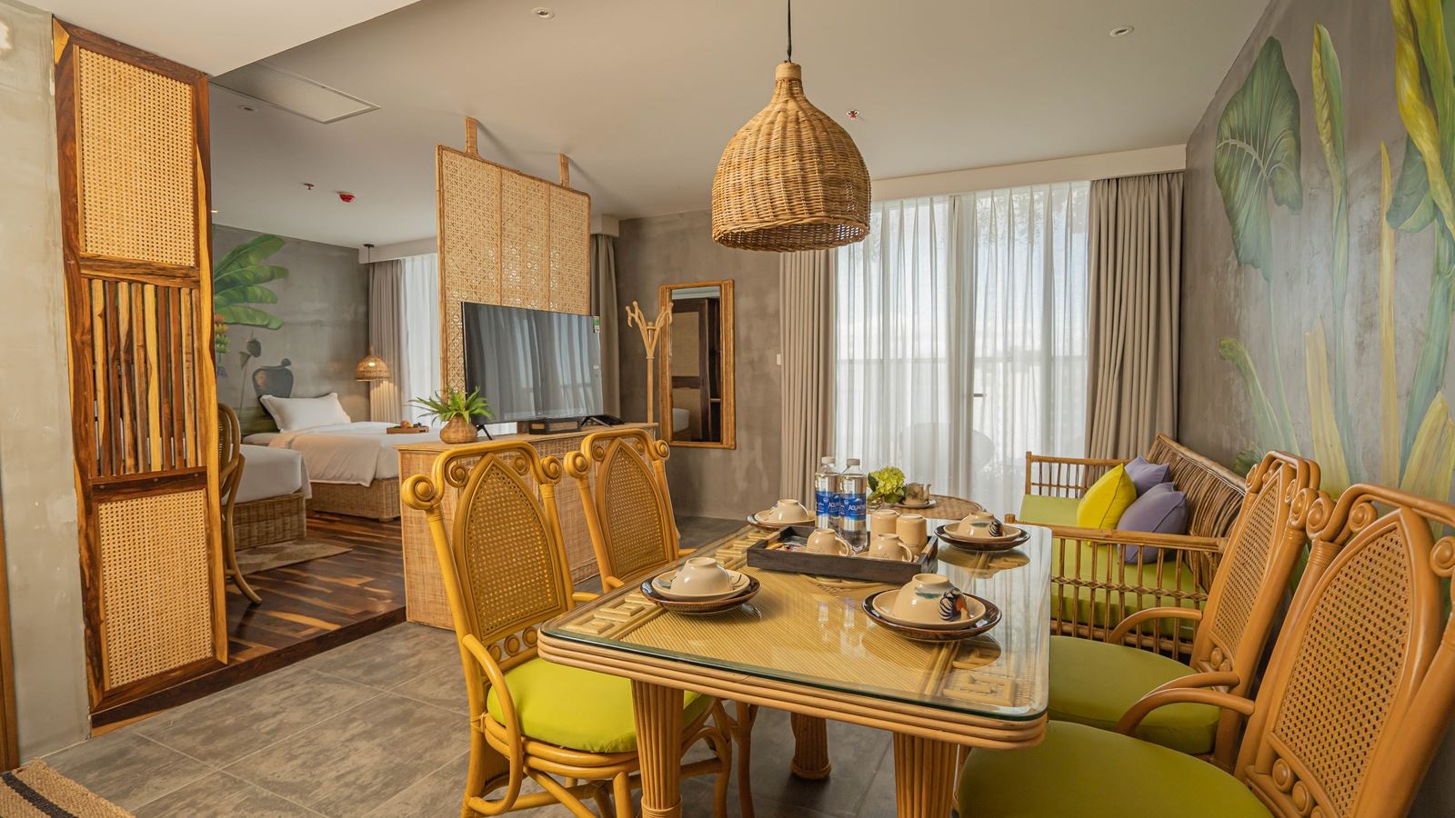 rooms-banana-oasis-with-balcony