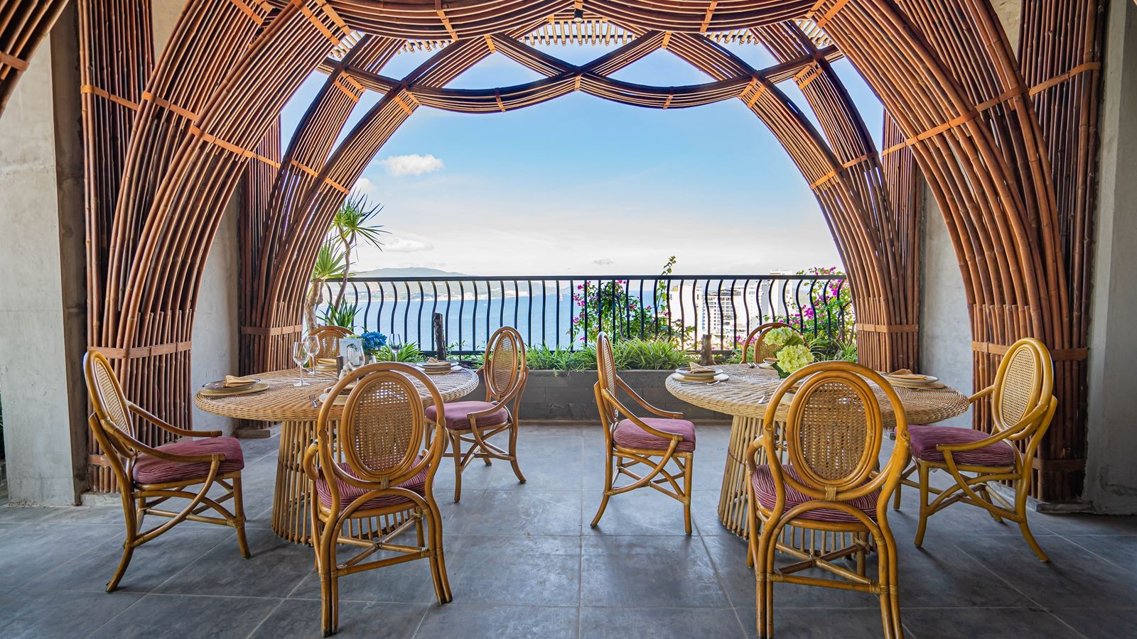 restaurants-babylon-restaurant