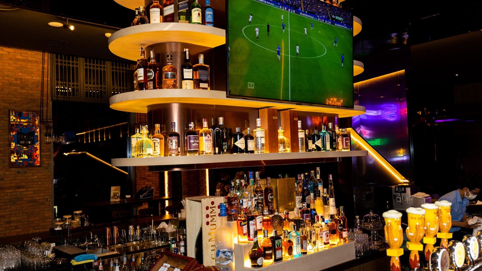 bars-fuel-sports-bar