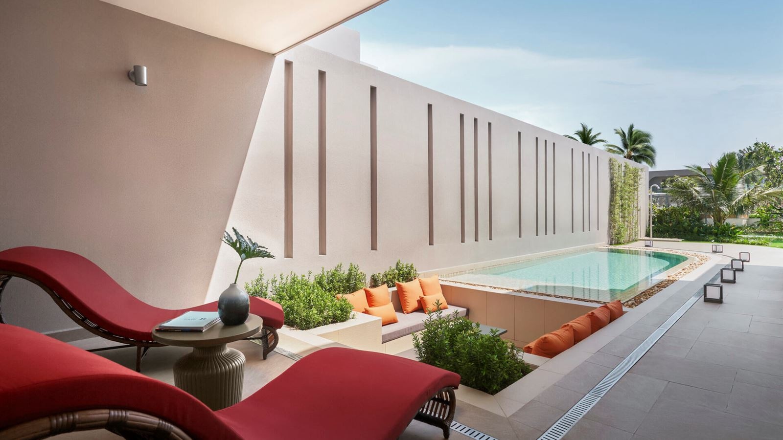 rooms-3bedroom-beach-pool-villa