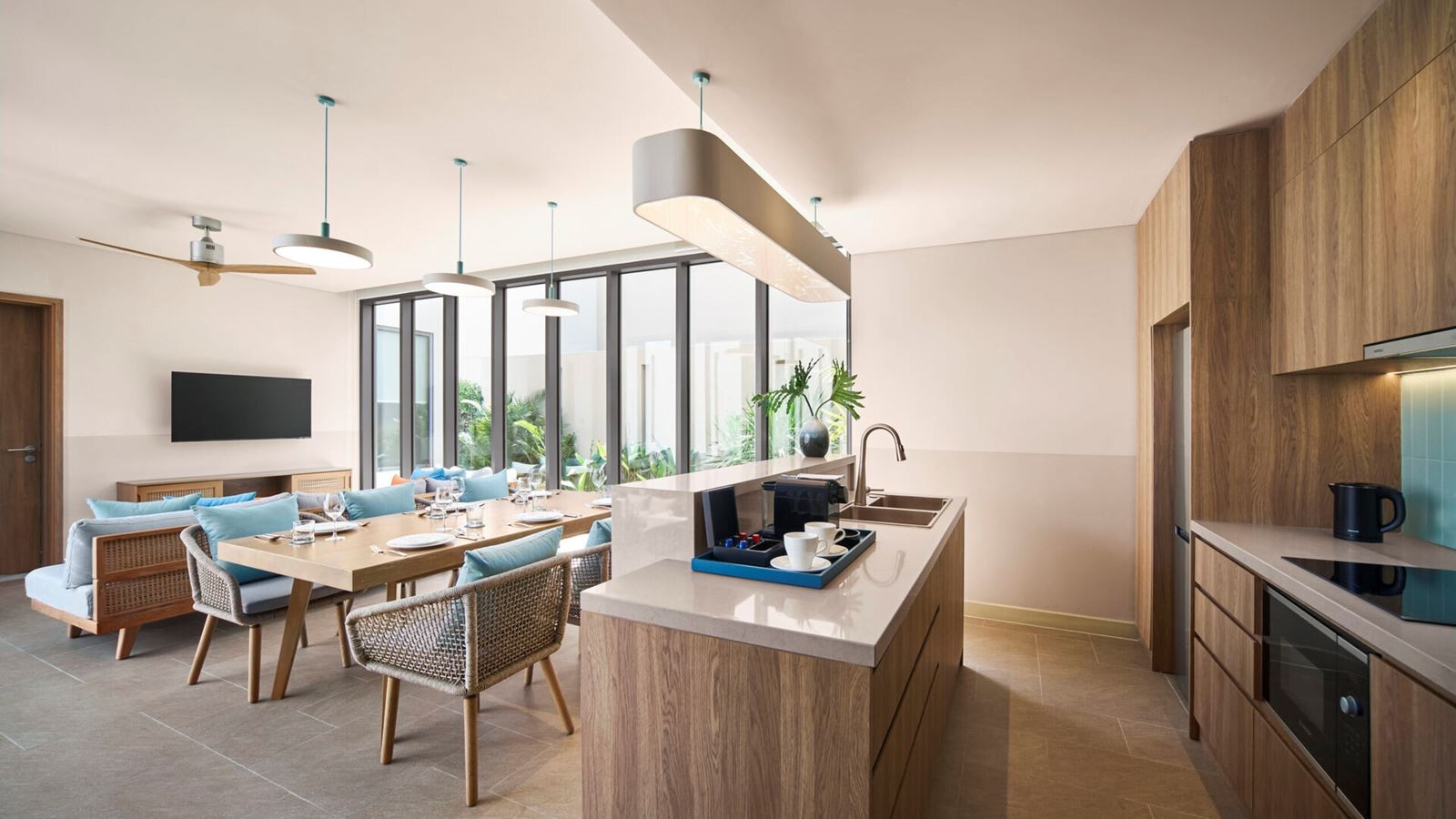 rooms-3bedroom-beach-pool-villa