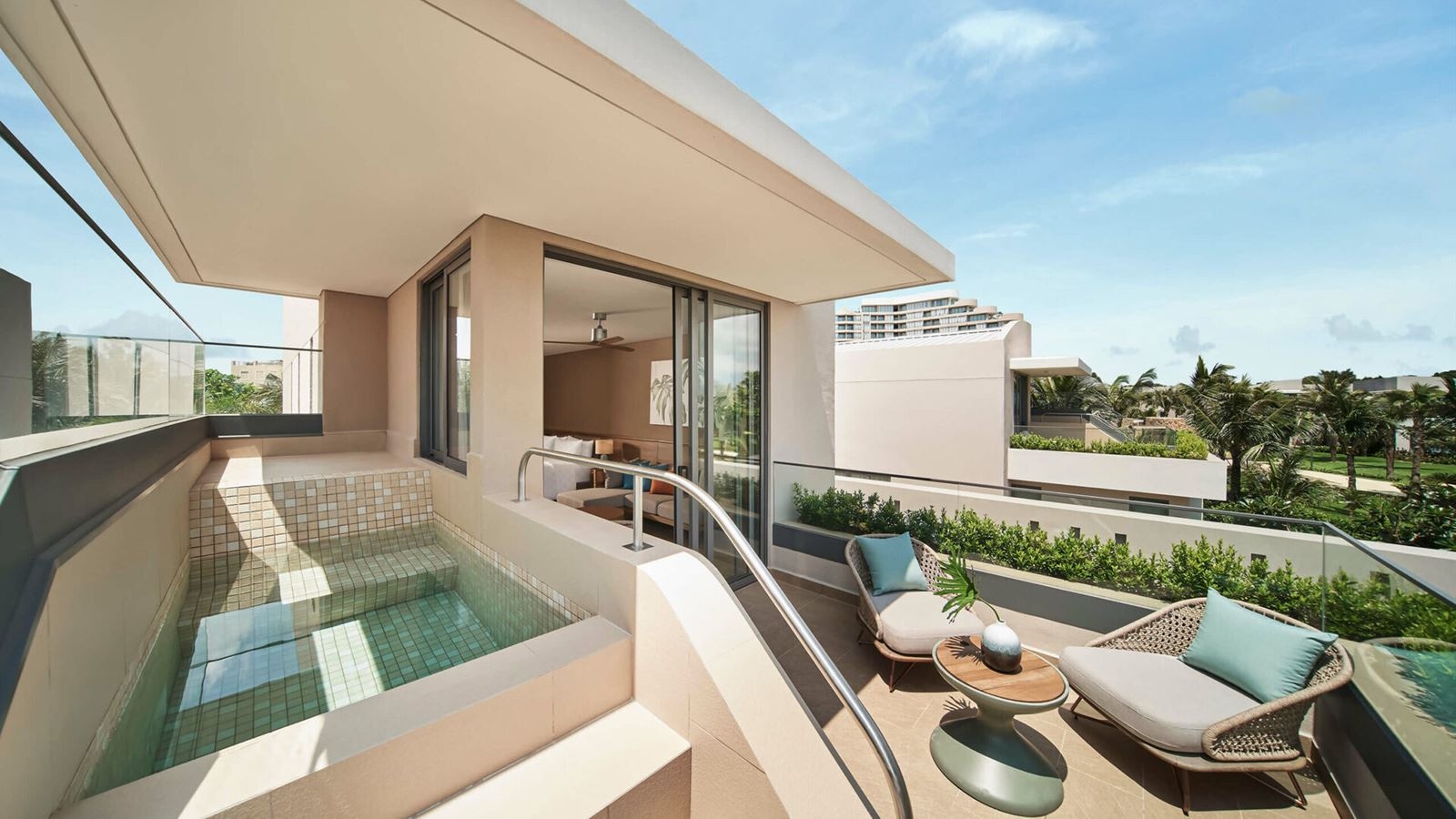 rooms-3bedroom-beach-pool-villa