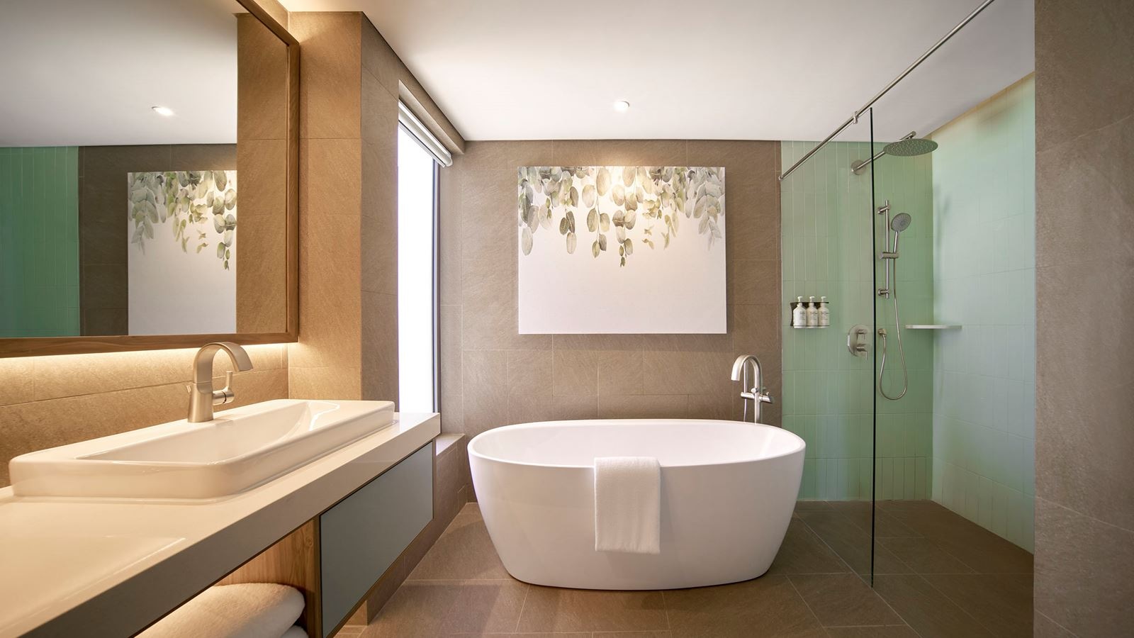 rooms-3bedroom-oceanfront-pool-villa