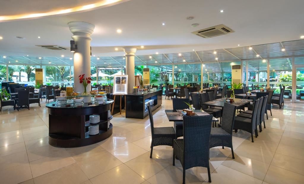 restaurants-restaurants