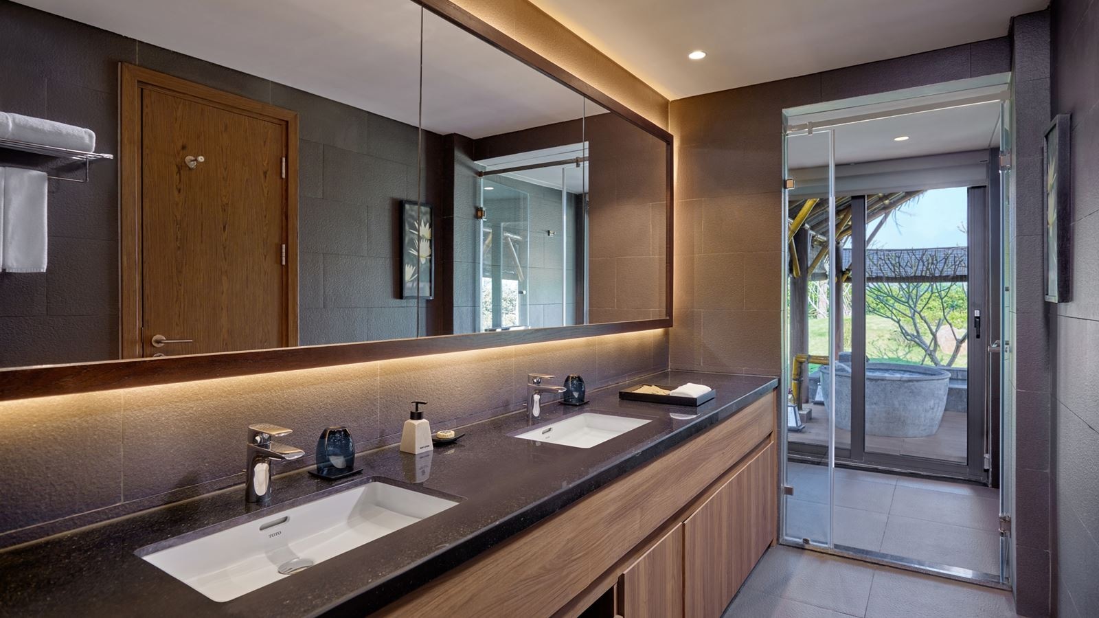 rooms-grand-2bedroom-villa-with-private-onsen