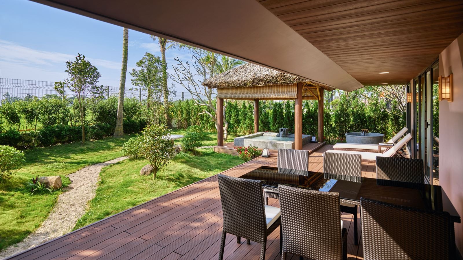 rooms-grand-3bedroom-villa-with-private-onsen