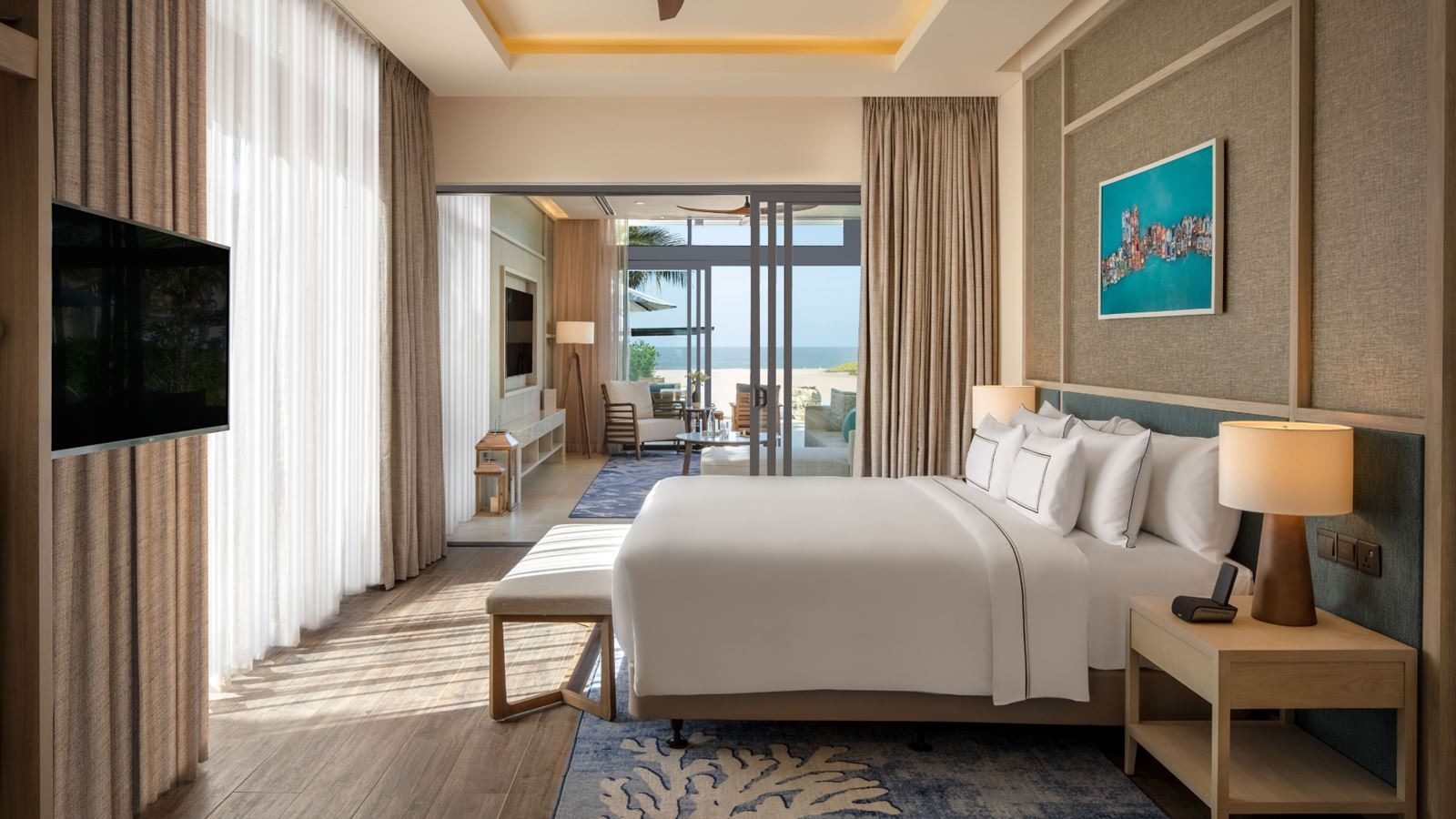 rooms-the-level-1bedroom-oceanfront-pool-villa