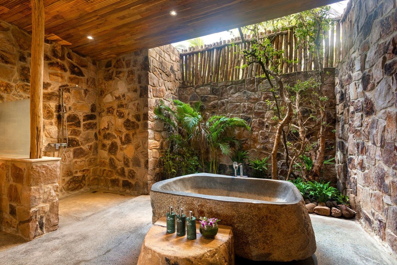 rooms-premium-ocean-breeze-with-garden-view