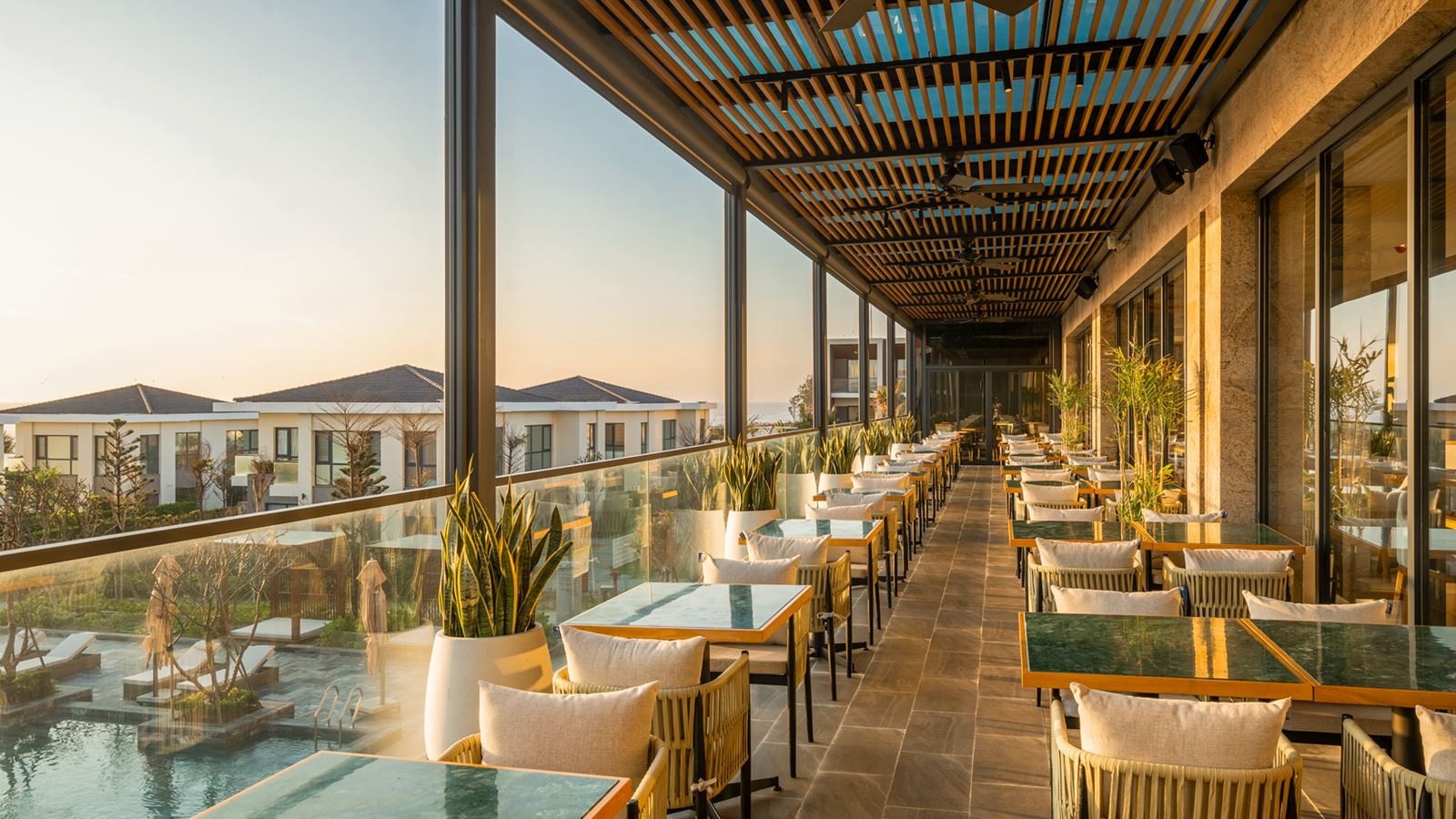 restaurants-dunes-restaurant