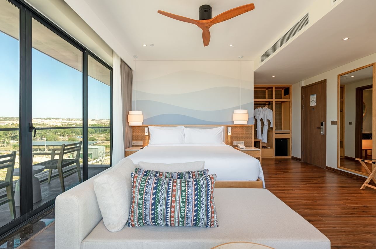 rooms-superior-corner-room-no-extra-bed