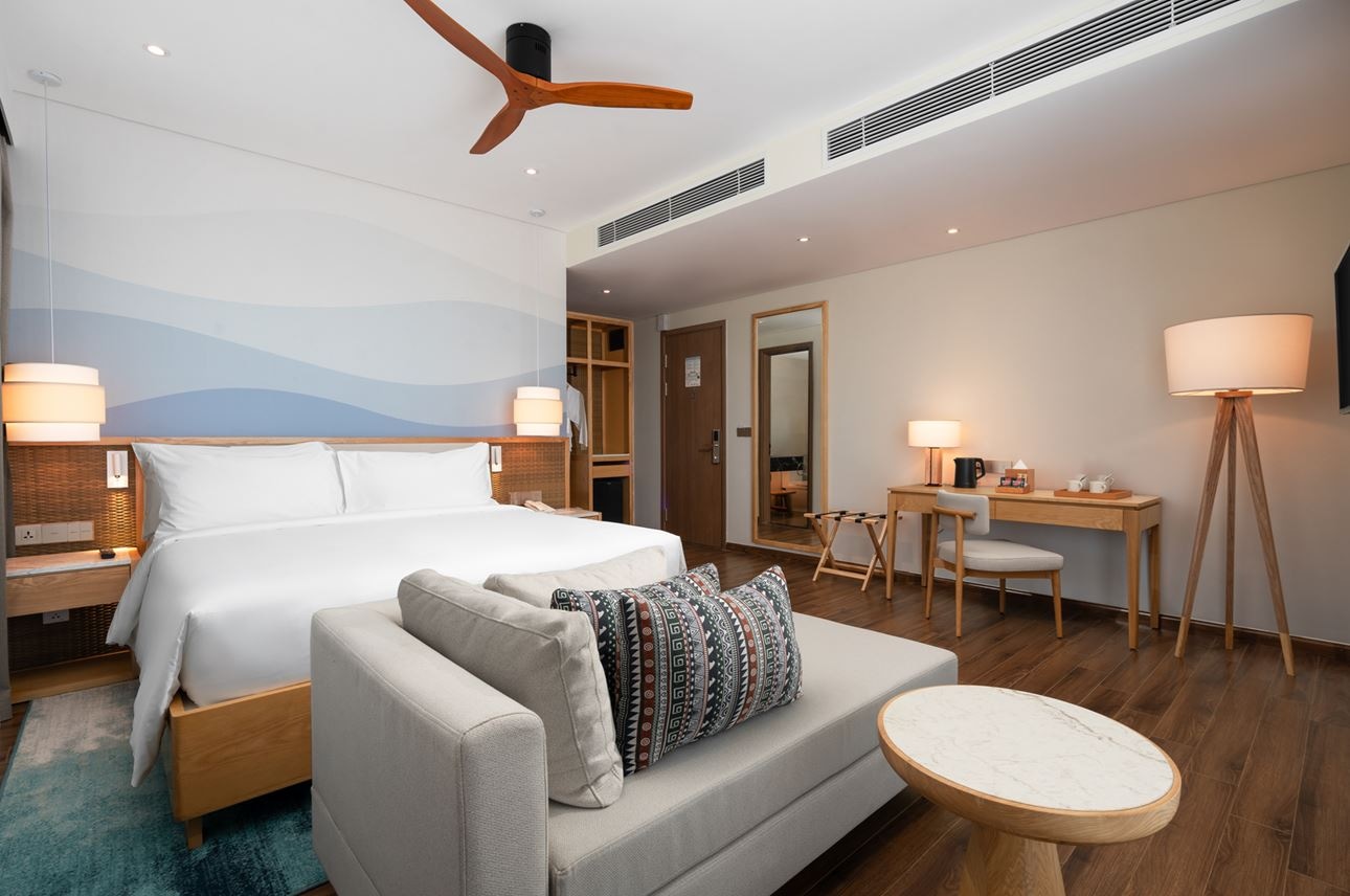 rooms-superior-corner-room-no-extra-bed